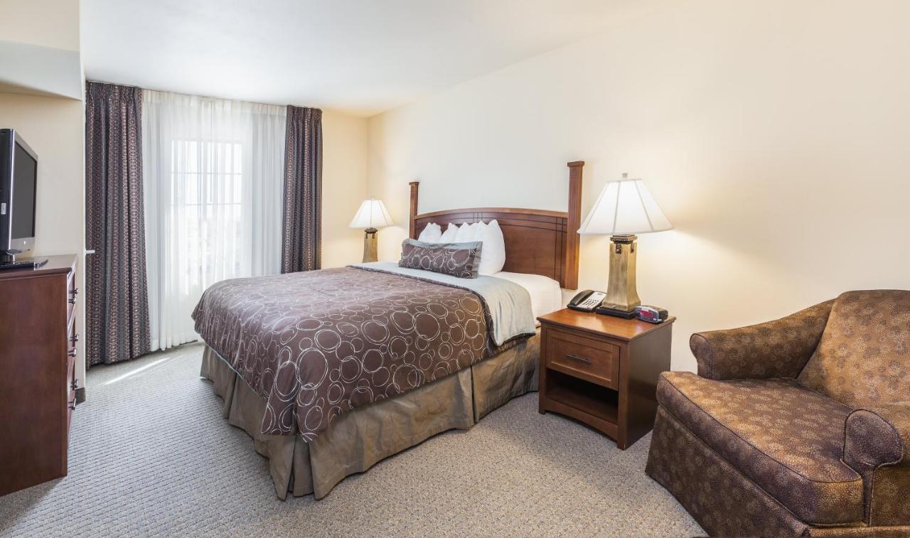 Staybridge Suites El Paso Airport By Ihg Dış mekan fotoğraf